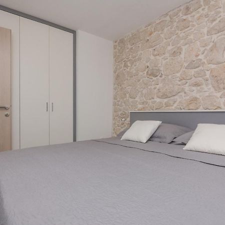 Apartmani Mustaca Dvori Privlaka  Ngoại thất bức ảnh