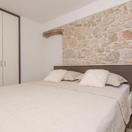 Apartmani Mustaca Dvori Privlaka  Ngoại thất bức ảnh