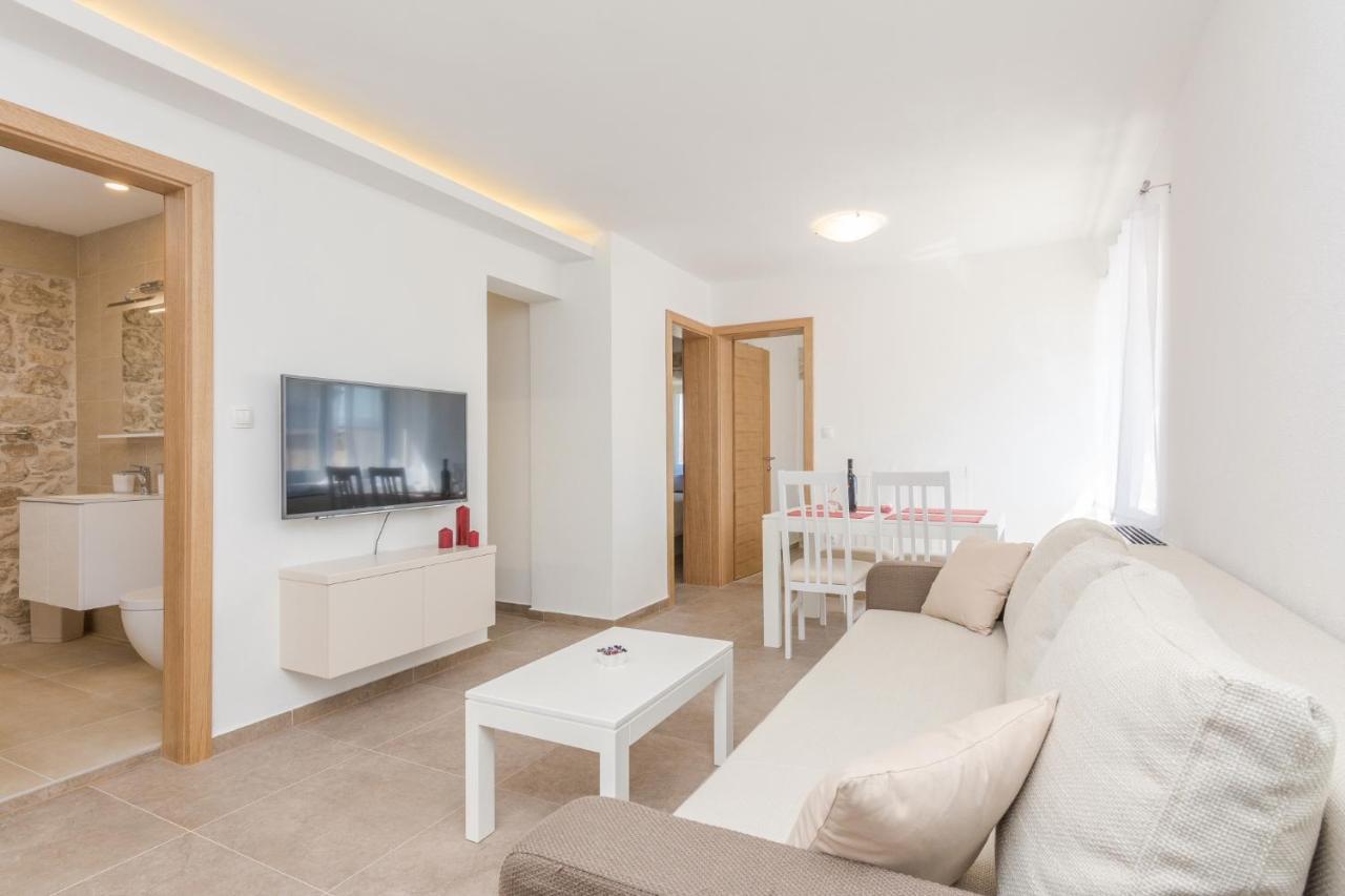 Apartmani Mustaca Dvori Privlaka  Ngoại thất bức ảnh