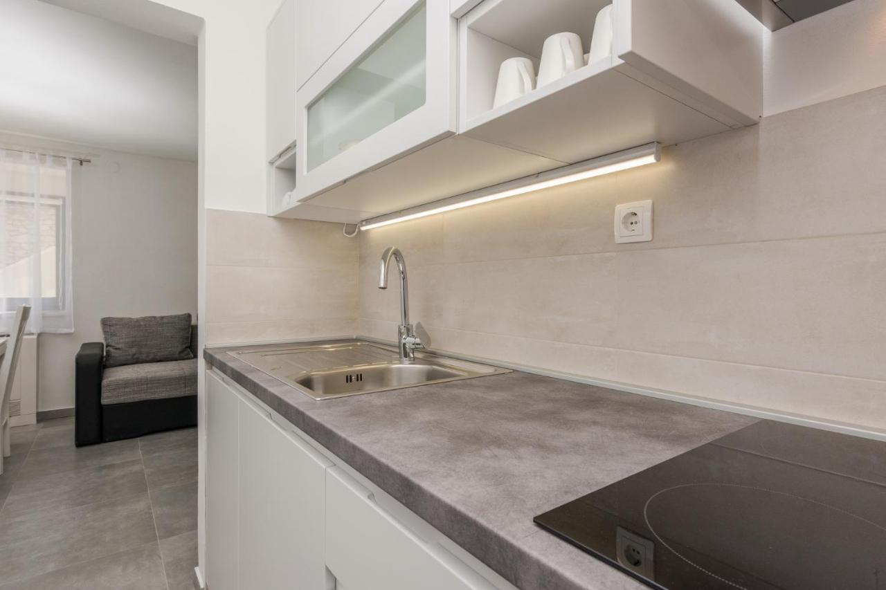 Apartmani Mustaca Dvori Privlaka  Ngoại thất bức ảnh