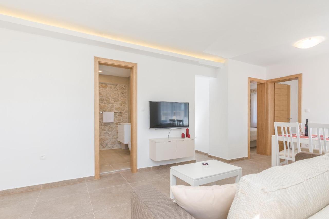 Apartmani Mustaca Dvori Privlaka  Ngoại thất bức ảnh